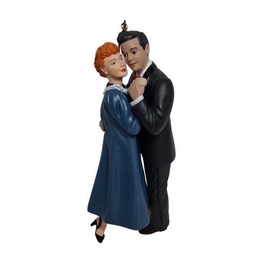 2000 Lucy Is Enceinte Hallmark Ornament (I Love Lucy) QX6884 Image1