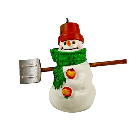 2000 Max Hallmark Ornament (The Snowmen of Mitford) QX8584 Image1