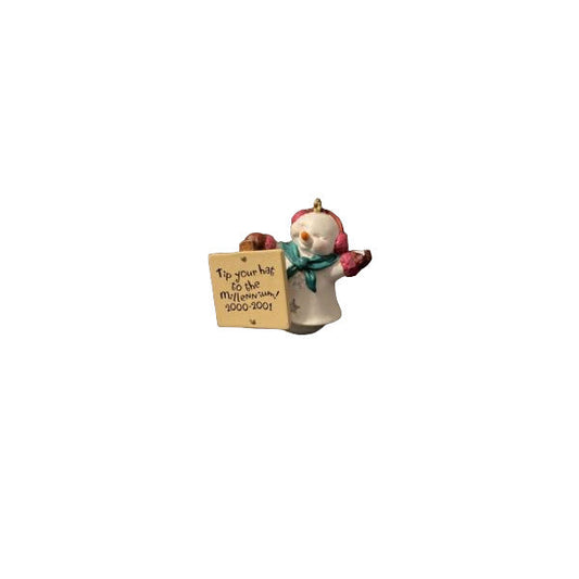 2000 Millennium Snowma'am Hallmark Ornament (Snowmen) QXI5241