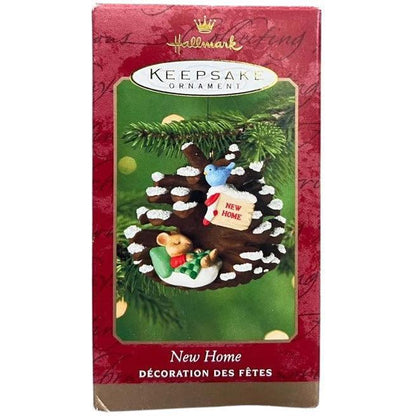 2000 New Home Hallmark Ornament (Mouse) QX8171