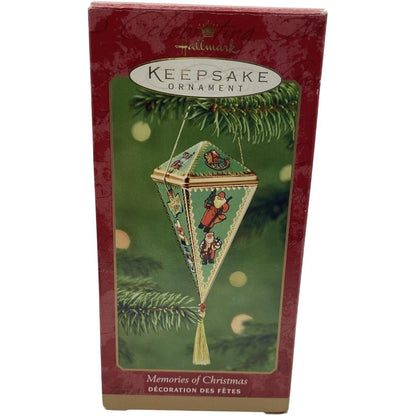 2000 of Christmas Hallmark Ornament (Time Capsule) QX8264