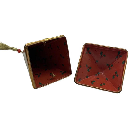 2000 of Christmas Hallmark Ornament (Time Capsule) QX8264