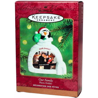 2000 Our Family Hallmark Ornament (Photo Holder) QX8211