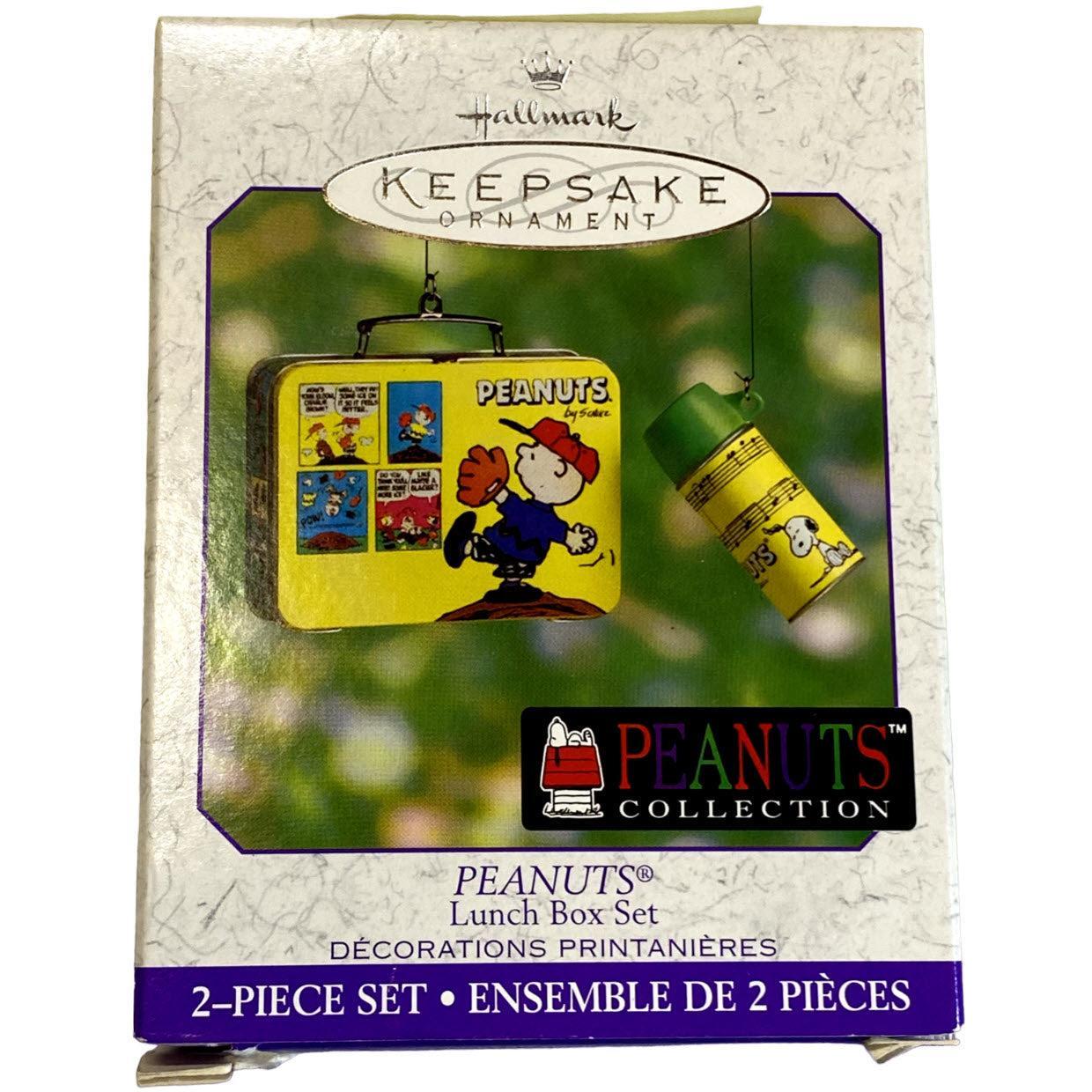 2000 Peanuts Hallmark Ornament (Lunch Box) QEO8444