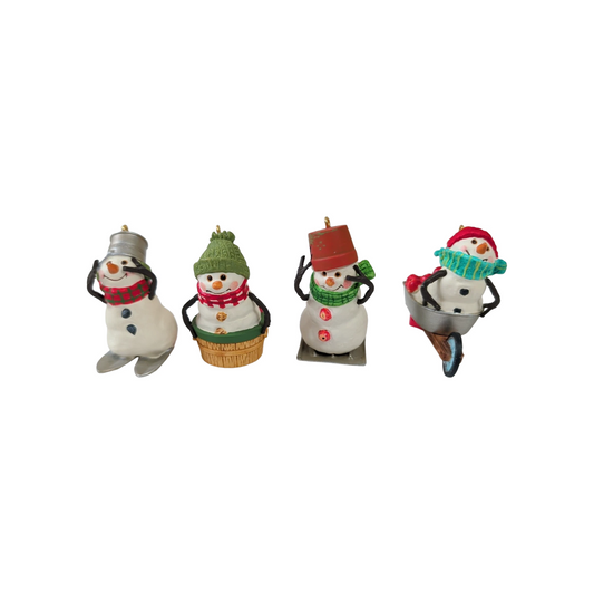 2000 Race Down Main Street Hallmark Ornament (The Snowman of Mitford) QXI5244 Image1