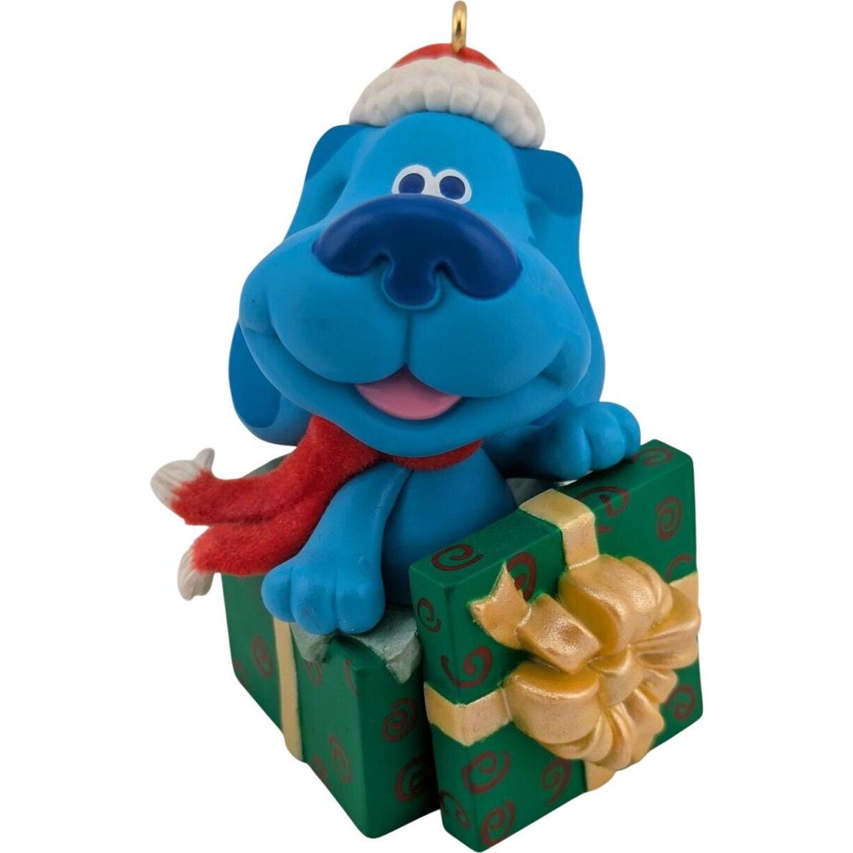 2000 Surprise Package Hallmark Ornament (Blue's Clues) QXI8391