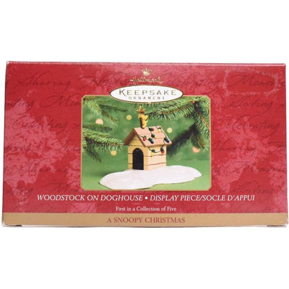 2000 Woodstock on Doghouse Hallmark Ornament (A Snoopy Christmas) QRP4211