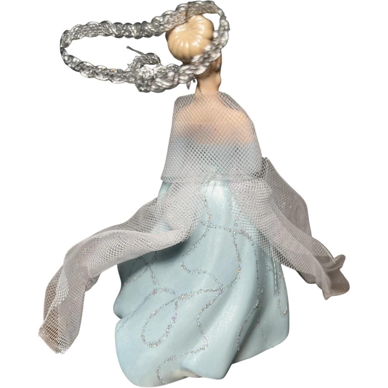 2001 Barbie 2001 Hallmark Ornament (Porcelain Barbie) QXC4602