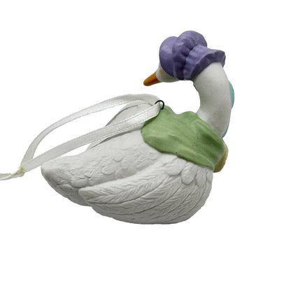 2001 GrandChild's First Christmas Hallmark Ornament (Baby's First Christmas) QX8485