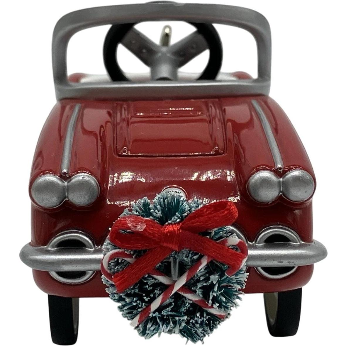 2001 Hallmark Ornament (1958) Custom Corvette Hallmark Ornament (Chevrolet) QXC4505