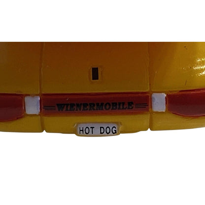 2001 Hallmark Ornament (2000) Oscar Mayer Wienermobile Hallmark Ornament (Oscar Mayer Wienermobile) QX6935