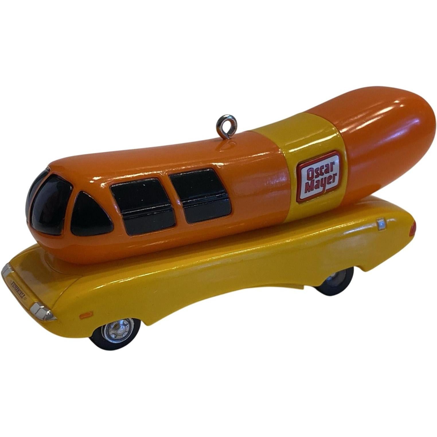 2001 Hallmark Ornament (2000) Oscar Mayer Wienermobile Hallmark Ornament (Oscar Mayer Wienermobile) QX6935