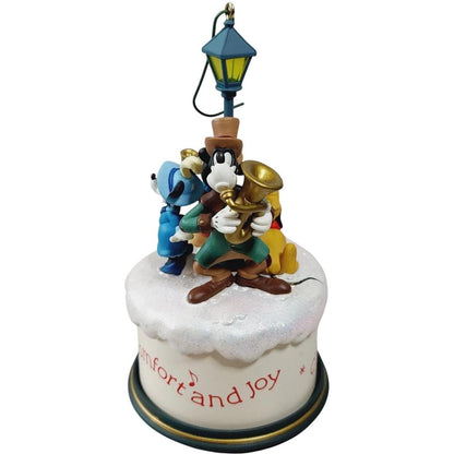2001 Merry Carolers Hallmark Ornament (Mickey & Co) QXD7585