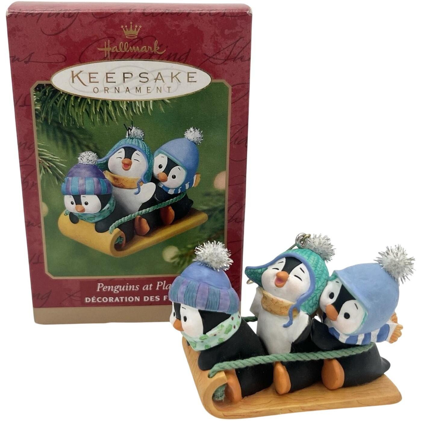 2001 Penguins at Play Hallmark Ornament (Penguin Pal) QX8982