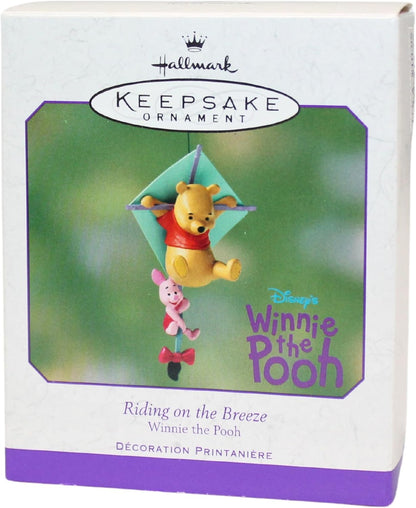 2001 Riding on the Breeze Hallmark Ornament (Winnie the Pooh) QEO8612