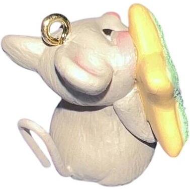 2001 Sweet Contribution Hallmark Ornament (Cooking for Christmas) QXM4492