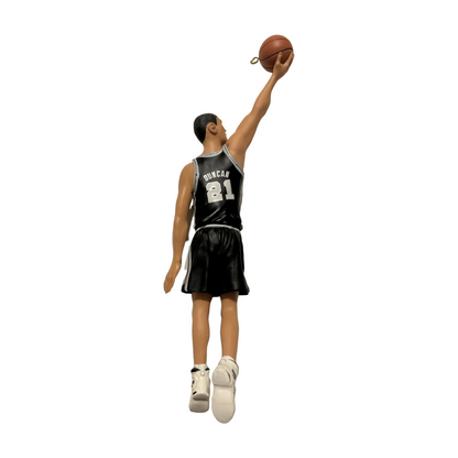 2001 Tim Duncan Hallmark Ornament (Hoop Stars) QXI5235