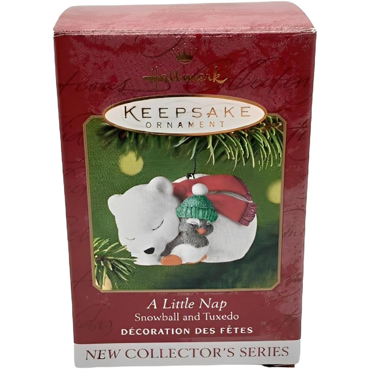 2001 A Little Nap Hallmark Ornament (Snowball and Tuxedo) QX8072