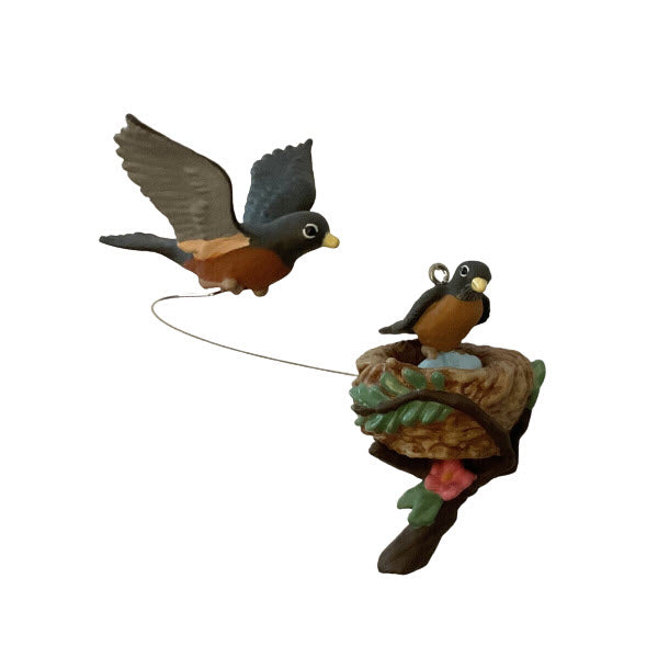 2001 American Robin Hallmark Ornament (Spring is in the Air) QEO8506