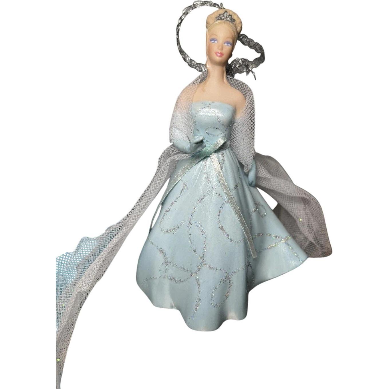 2001 Barbie 2001 Hallmark Ornament (Porcelain Barbie) QXC4602