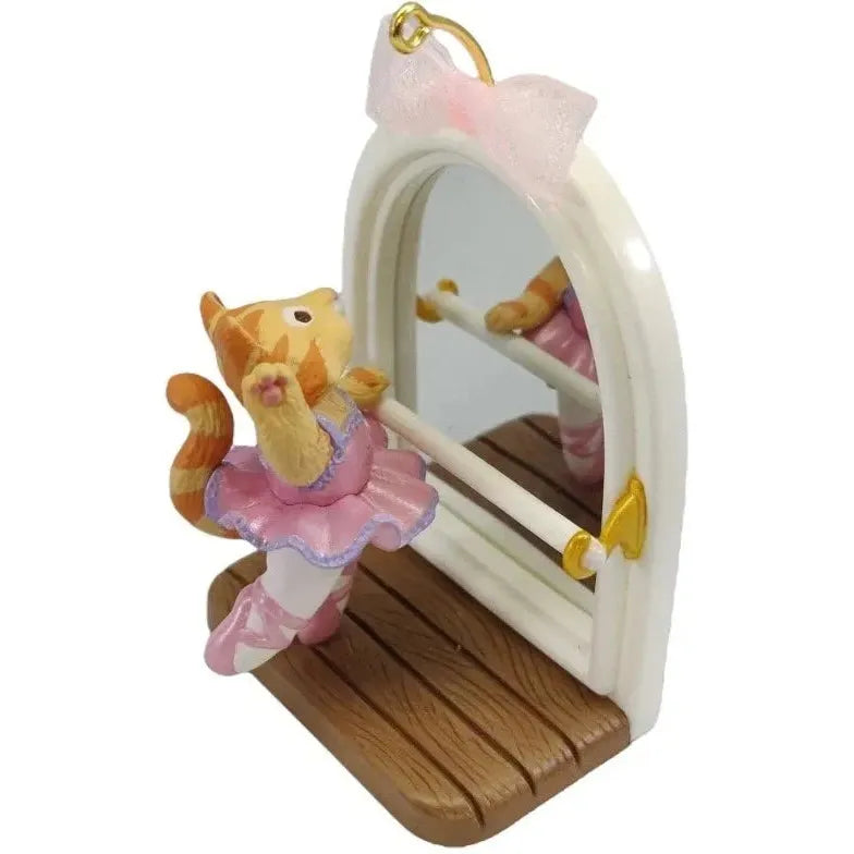 2001 Beginning Ballet Hallmark Ornament (Ballet) QX2875