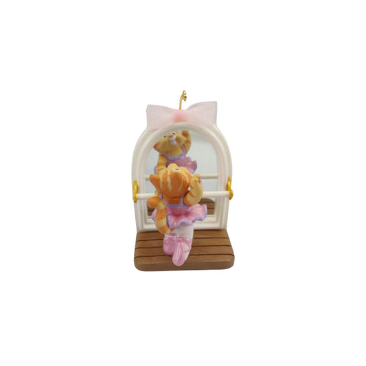 2001 Beginning Ballet Hallmark Ornament (Ballet) QX2875 Image1