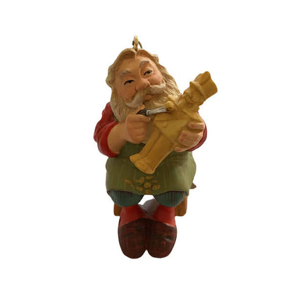 2001 Carving Santa Hallmark Ornament (Santa Claus) QX8265