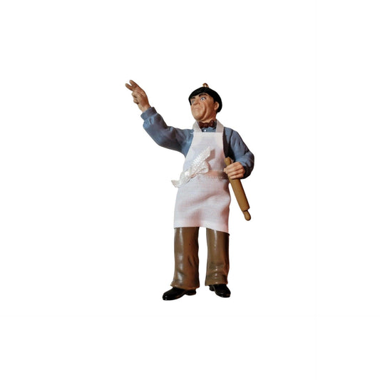 2001 Cooking Up Trouble 102 - Moe Howard (The Three Stooges) Carlton Cards Heirloom Ornament CXOR-068E Image1