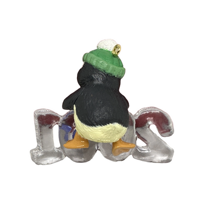 2001 Cool Decade #2 - Penguin Hallmark Ornament (Cool Decade) QX6992 Image5