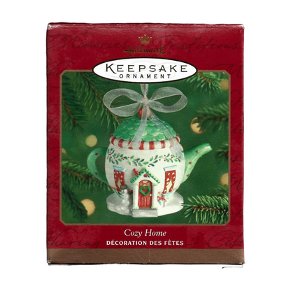 2001 Cozy Home Hallmark Ornament (Teapot) QX8965 Image2