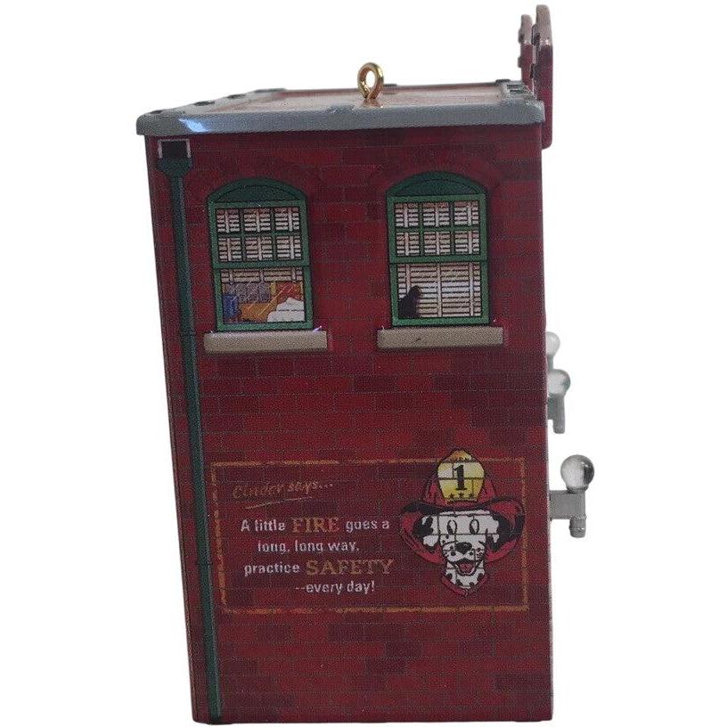 2001 Fire Station No. 1 Hallmark Ornament (Town and Country) QX8052