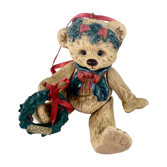 2001 Gift Bearers Hallmark Ornament (Teddy Bear) QX8115 Image1