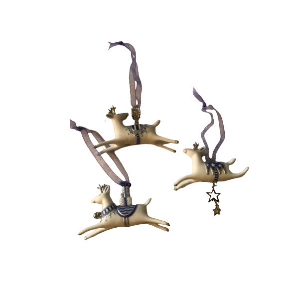 2001 Graceful Reindeer Hallmark Ornament (Reindeer) QX8912