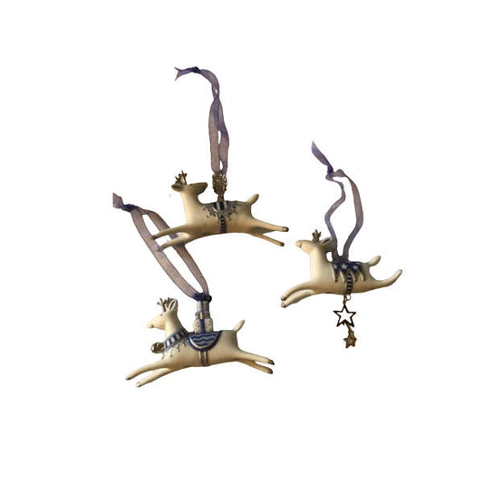 2001 Graceful Reindeer Hallmark Ornament (Reindeer) QX8912