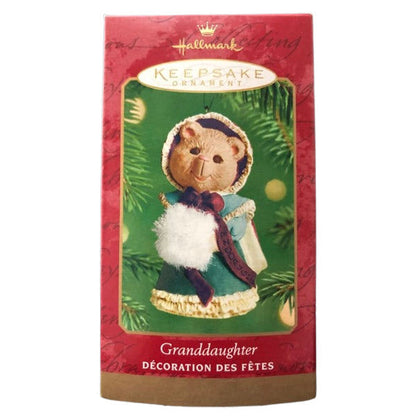 2001 GrandDaughter Hallmark Ornament (GrandDaughter) QX8435