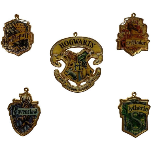 2001 Hogwarts School Crests Hallmark Ornament (Harry Potter) QXE4452