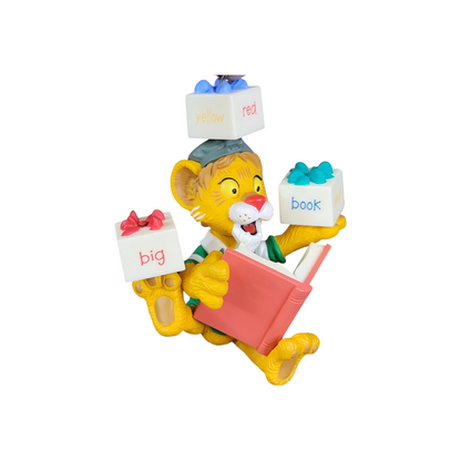 2001 Lionel Plays With Words Hallmark Ornament (Between the Lions) QXI66902
