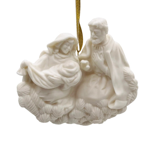 2001 Mary and Joseph Hallmark Ornament (Angels) QX8195 Image1