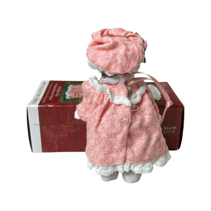 2001 Mistletoe Miss Hallmark Ornament (Mistletoe Miss) QX8092 Image6