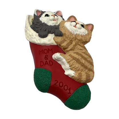 2001 Mom and Dad Hallmark Ornament (Kitten) QX8462 Image1