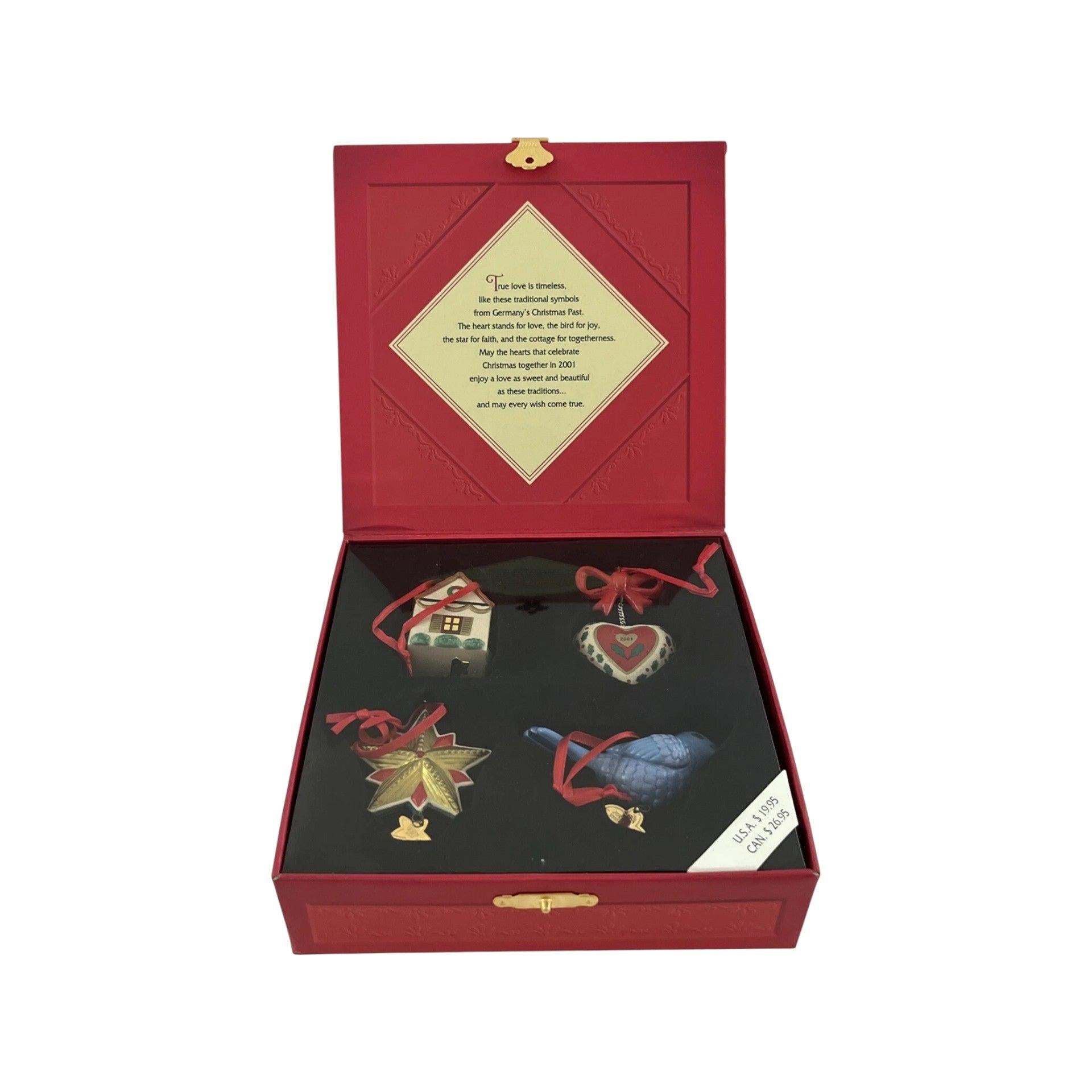 2001 Our Christmas Together Hallmark Ornament (Bird) QX8412 Image1
