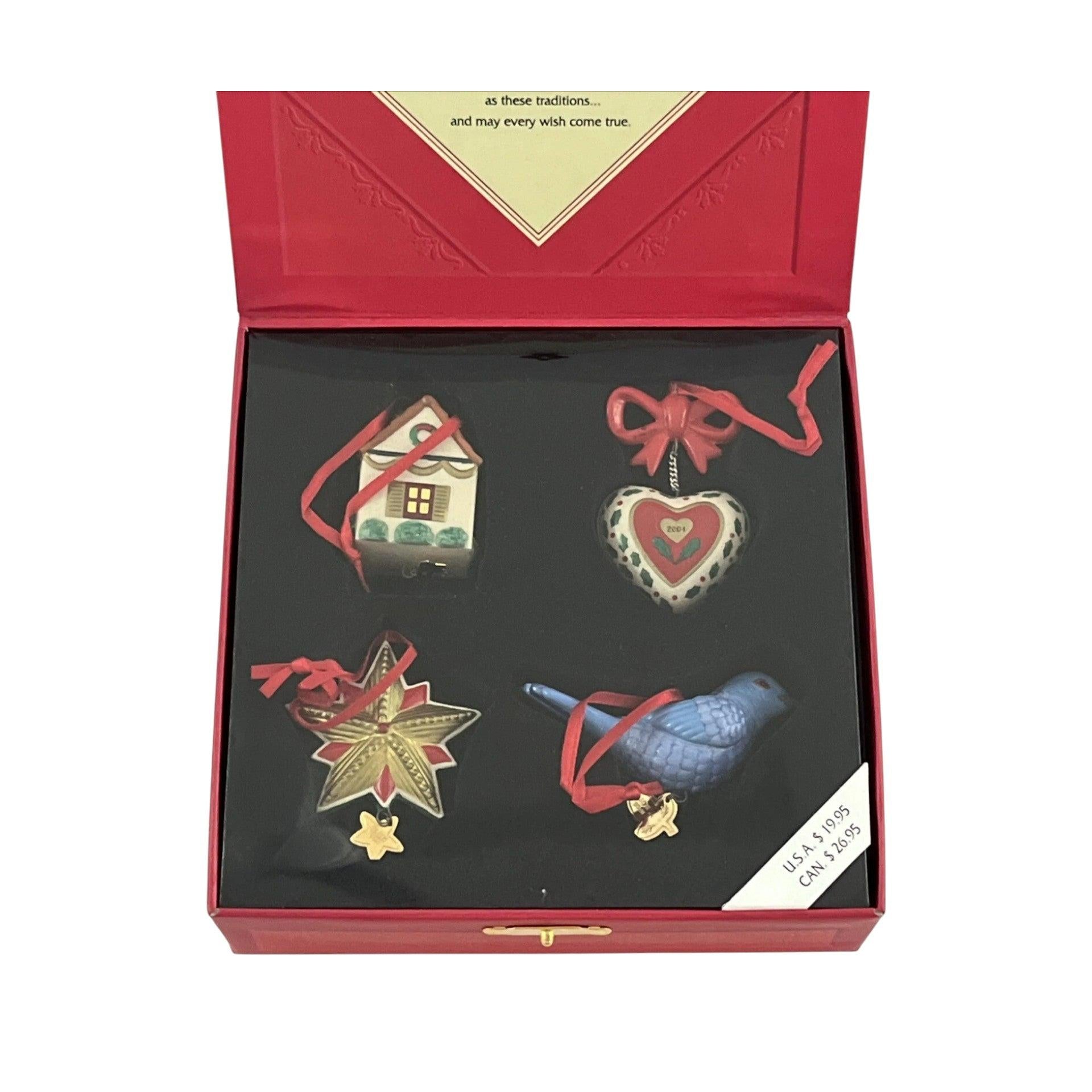 2001 Our Christmas Together Hallmark Ornament (Bird) QX8412 Image3
