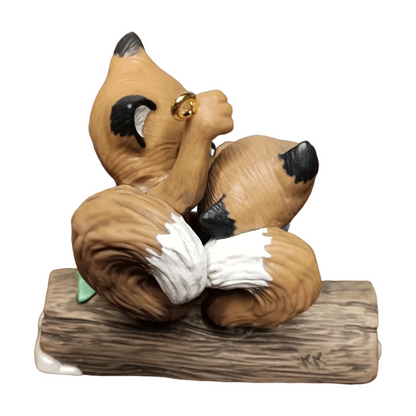 2001 Our First Christmas Together Hallmark Ornament (Fox) QX8405 Image3