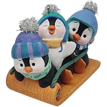 2001 Penguins at Play Hallmark Ornament (Penguin Pal) QX8982