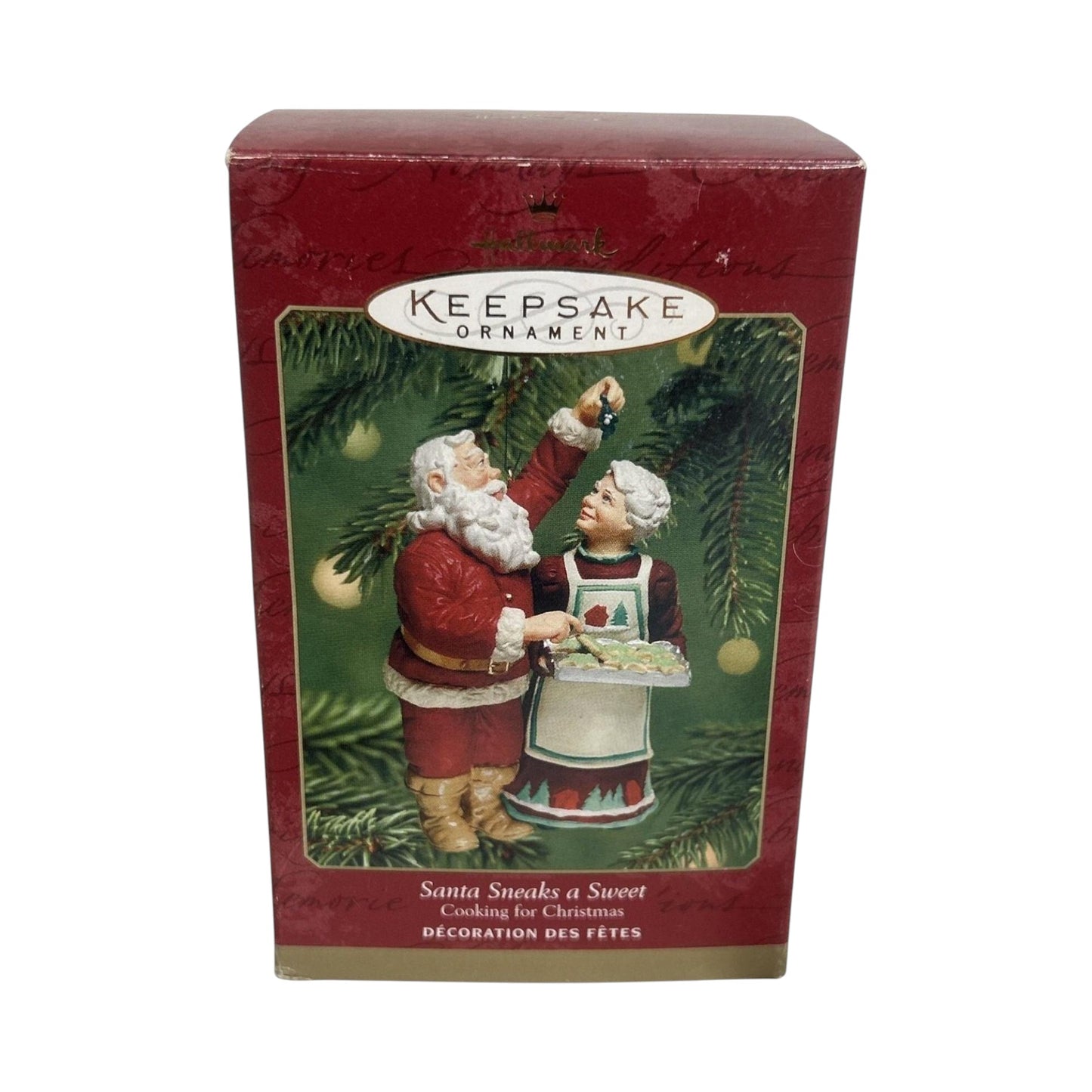 2001 Santa Cneaks a Sweet (Cooking for Christmas)