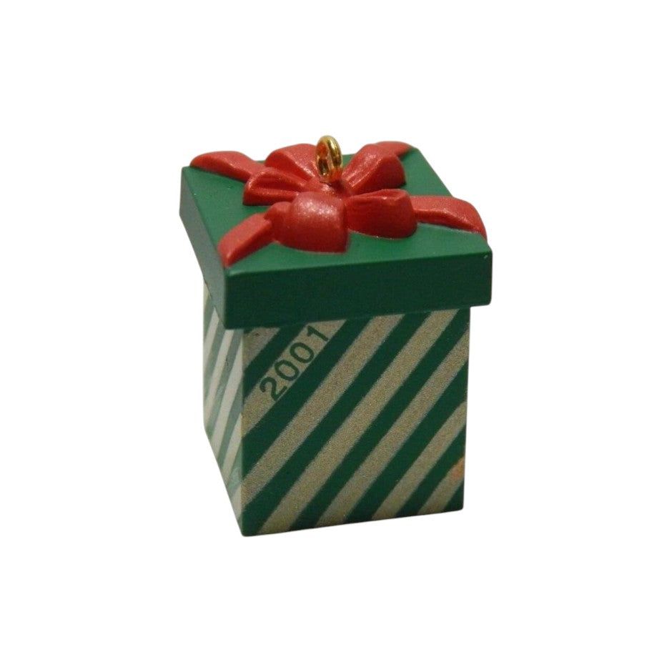 2001 Santa-in-a-Box (Santa Claus)