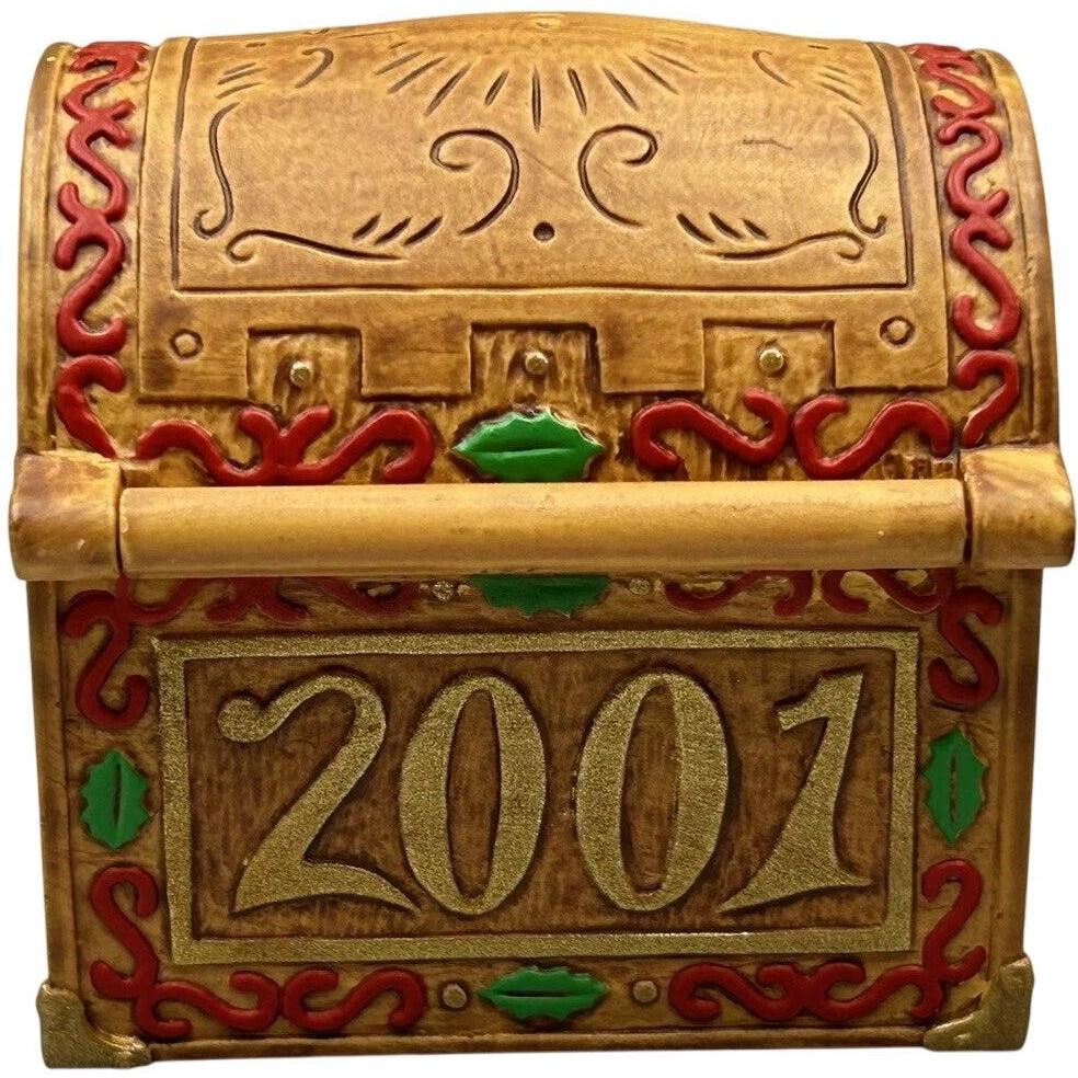 2001 Santa's Toy Box Hallmark Ornament (Toys and Games) QXI5392