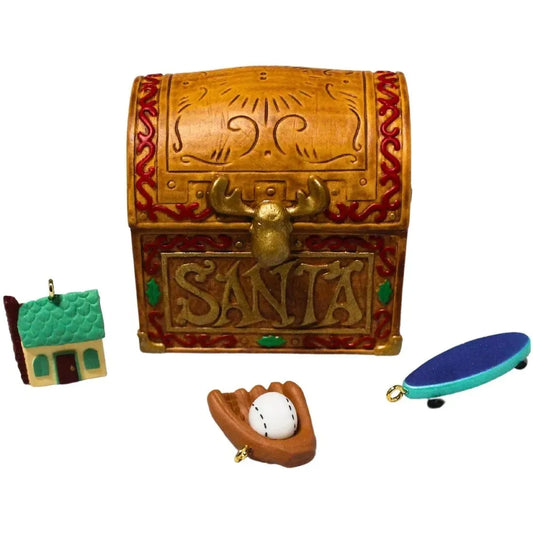2001 Santa's Toy Box Hallmark Ornament (Toys and Games) QXI5392