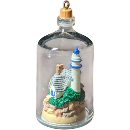 2001 Seaside Scenes Hallmark Ornament (Seaside Scenes) QXM5275