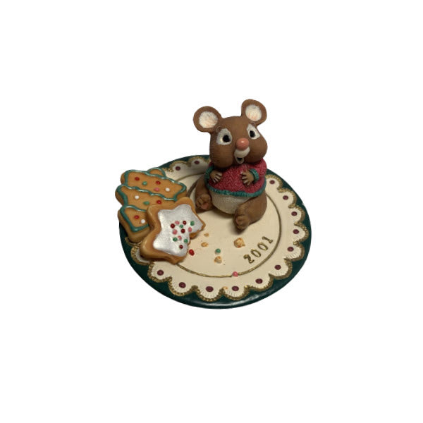 2001 Sharing Santa's Snacks Hallmark Ornament (Cooking for Christmas) QX8212